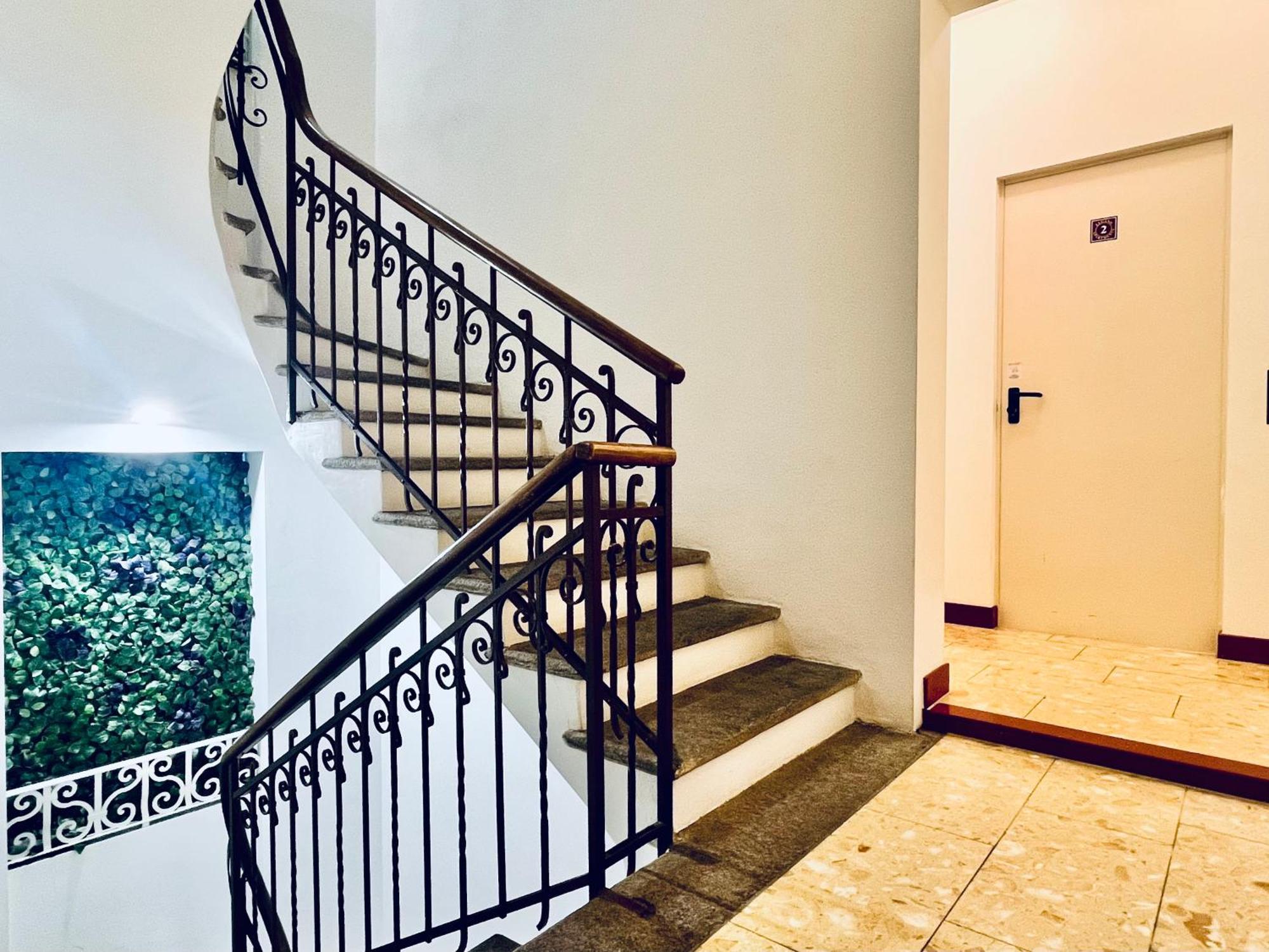 Guesthouse University By Lr - Self Check In Lugano Exterior foto